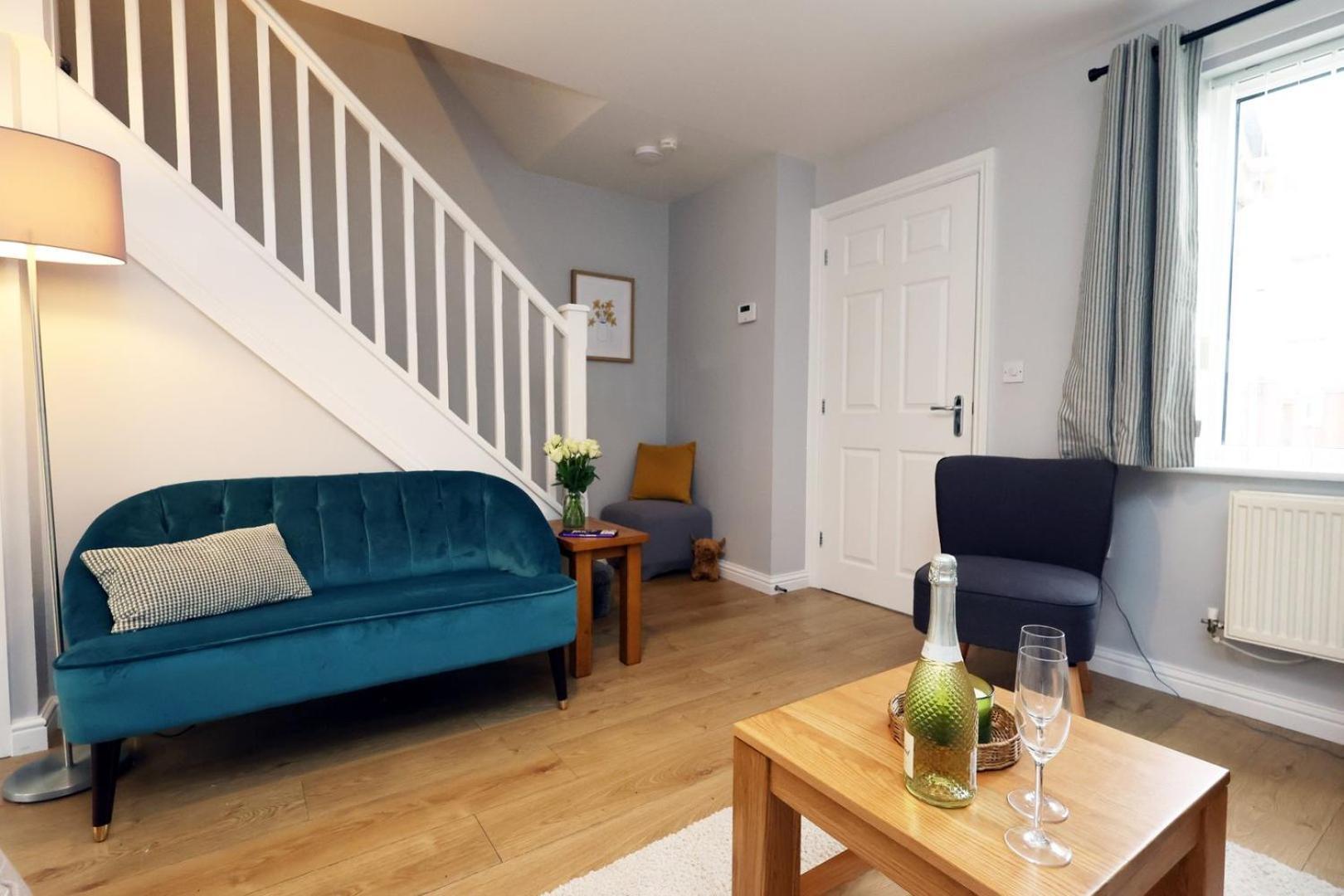 Relaxing 2-Bed Coastal Escape In Port Talbot Apartman Kültér fotó